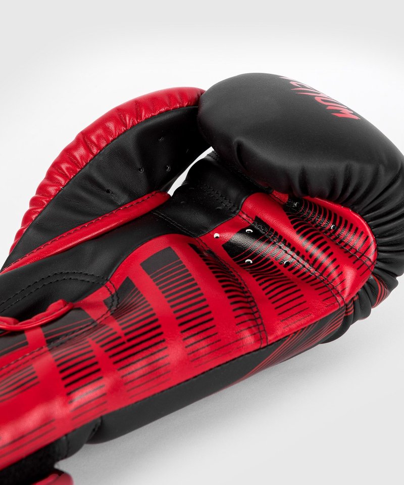 Venum RWS x Venum Muay Thai Boxhandschuhe Schwarz Rot