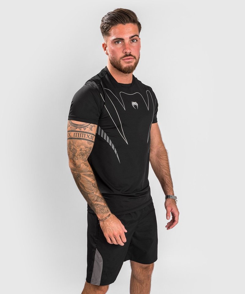 Venum Venum Jaws 2.0 Dry Tech T-Shirt Schwarz