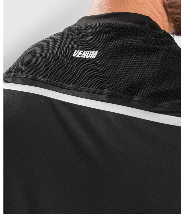 Venum Jaws 2.0 Dry Tech T-Shirt Black - Fightshop Europe