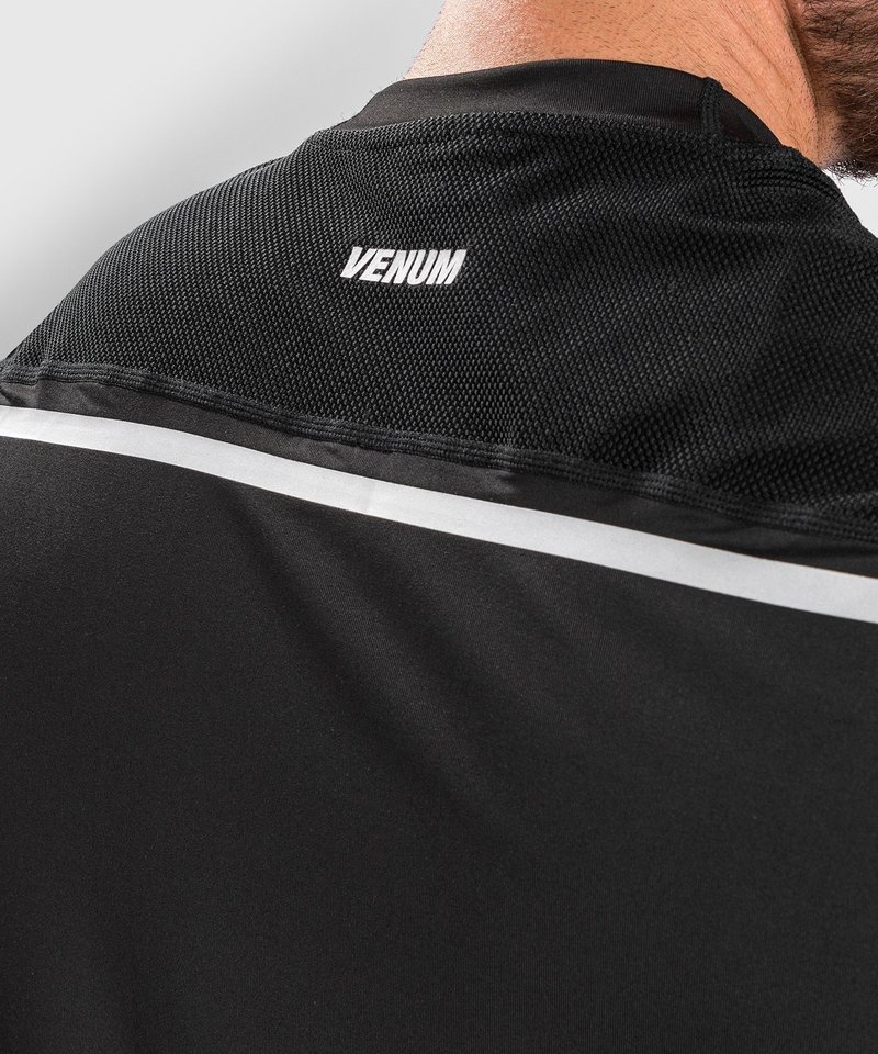 Venum Venum Jaws 2.0 Dry Tech T-Shirt Black - Fightshop Europe