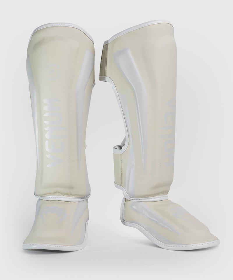 Venum Venum Elite Kickboks Scheenbeschermer Wit Wit Venum Gear