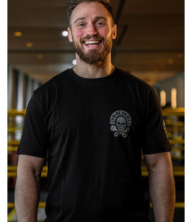 PRIDE or Die T-Shirt BUSTED KNUCKLES Zwart