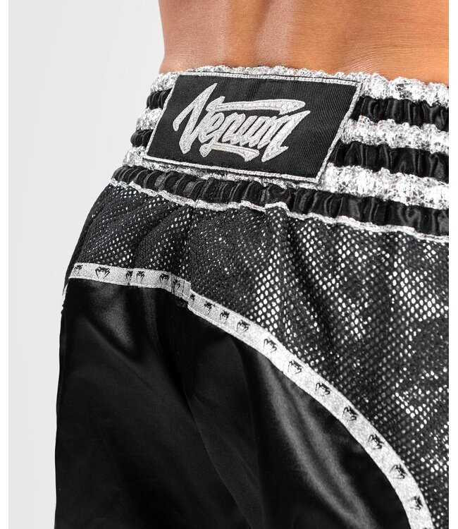 Venum Absolute 2.0 Muay Thai Shorts Schwarz Silber