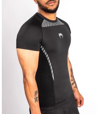Venum Venum Jaws 2.0 Rash Guard S/S Zwart Grijs
