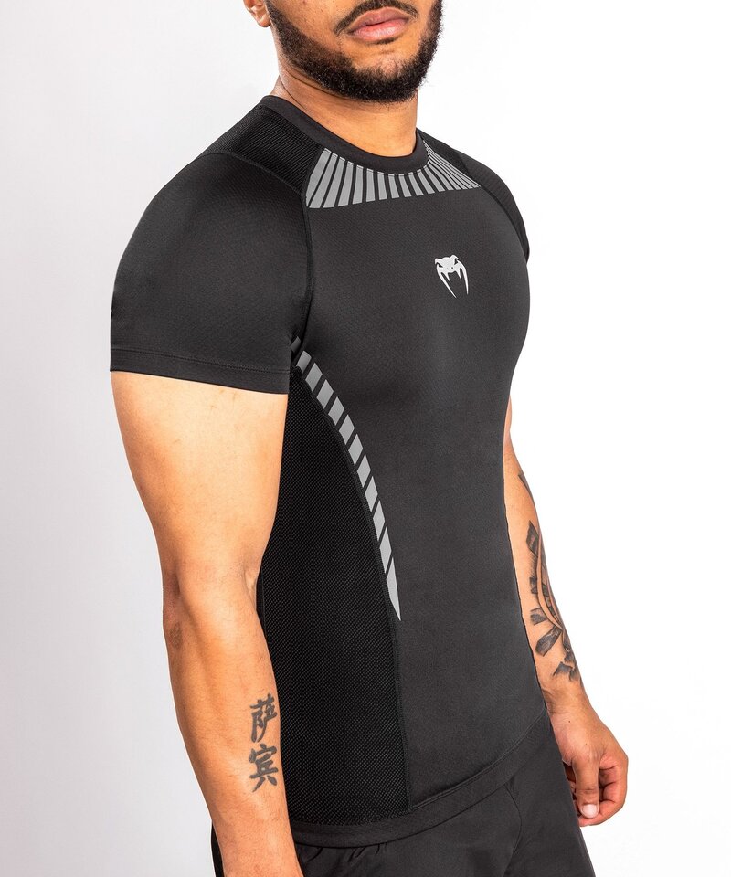 Venum Venum Jaws 2.0 Rash Guard S/S Zwart Grijs