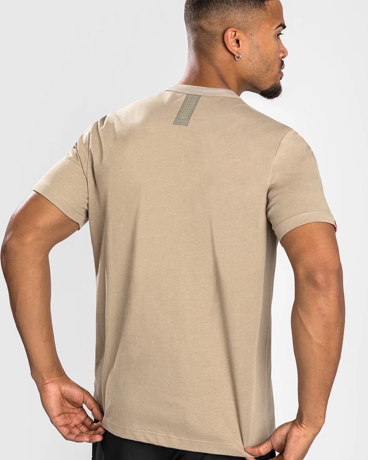 Under armour online sand tee