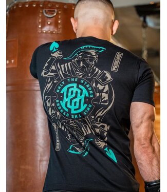 PRiDEorDiE PRIDE or Die Katoenen T-Shirt "Only the Strong" Zwart
