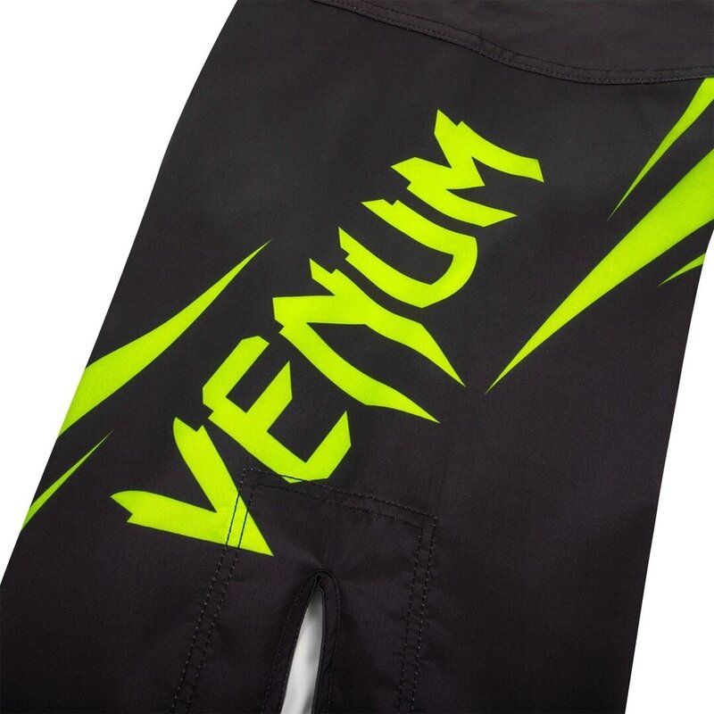 Venum Venum Challenger Fightshorts Black Neo Yellow