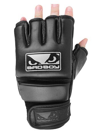 Bad Boy Bad Boy Victory MMA Gloves 4 oz Leather Black