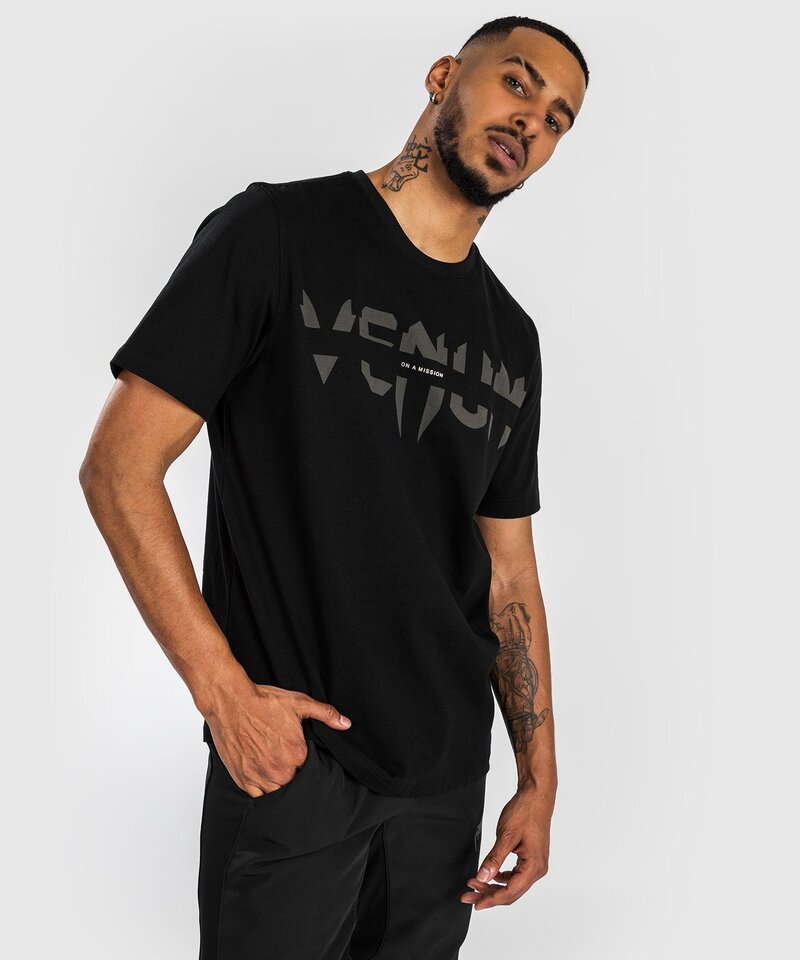 Venum Venum On Mission T-Shirt Regular Fit Baumwolle Schwarz