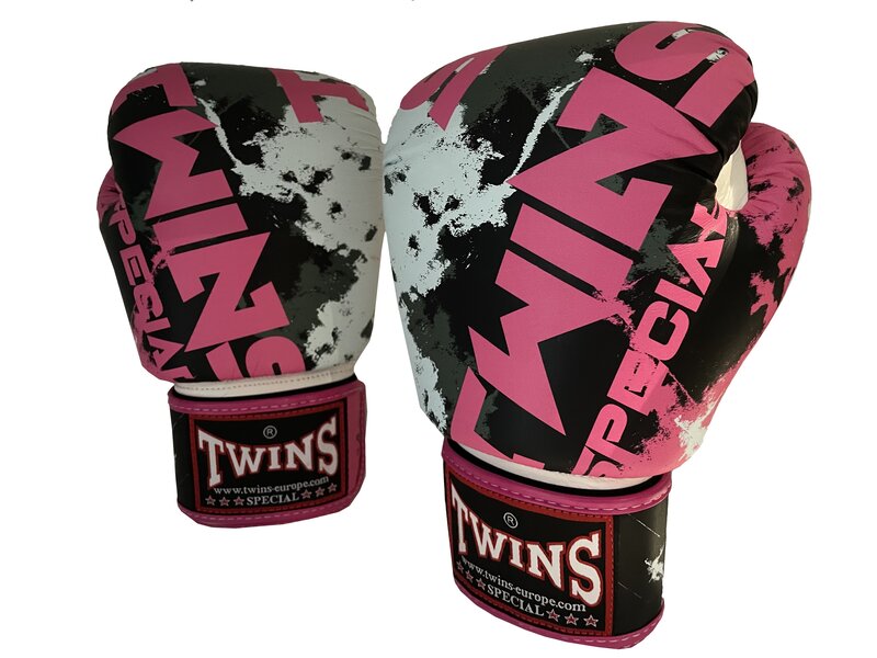 Twins Special Twins Muay Thai Boxing Gloves Candy Pink FBGVL3-61