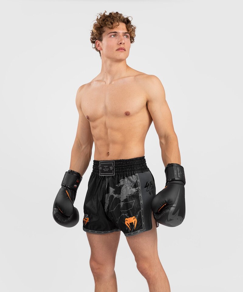 Venum Venum S47 Muay Thaï Kickboxing Shorts Black Orange