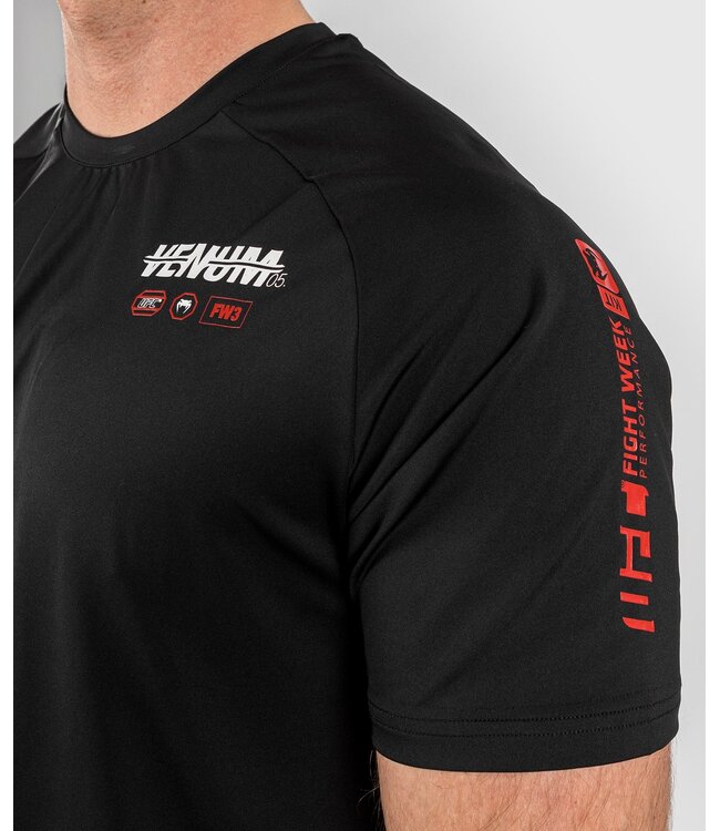 UFC UFC x Venum Adrenaline Fight Week Dry-tech T-shirt zwart