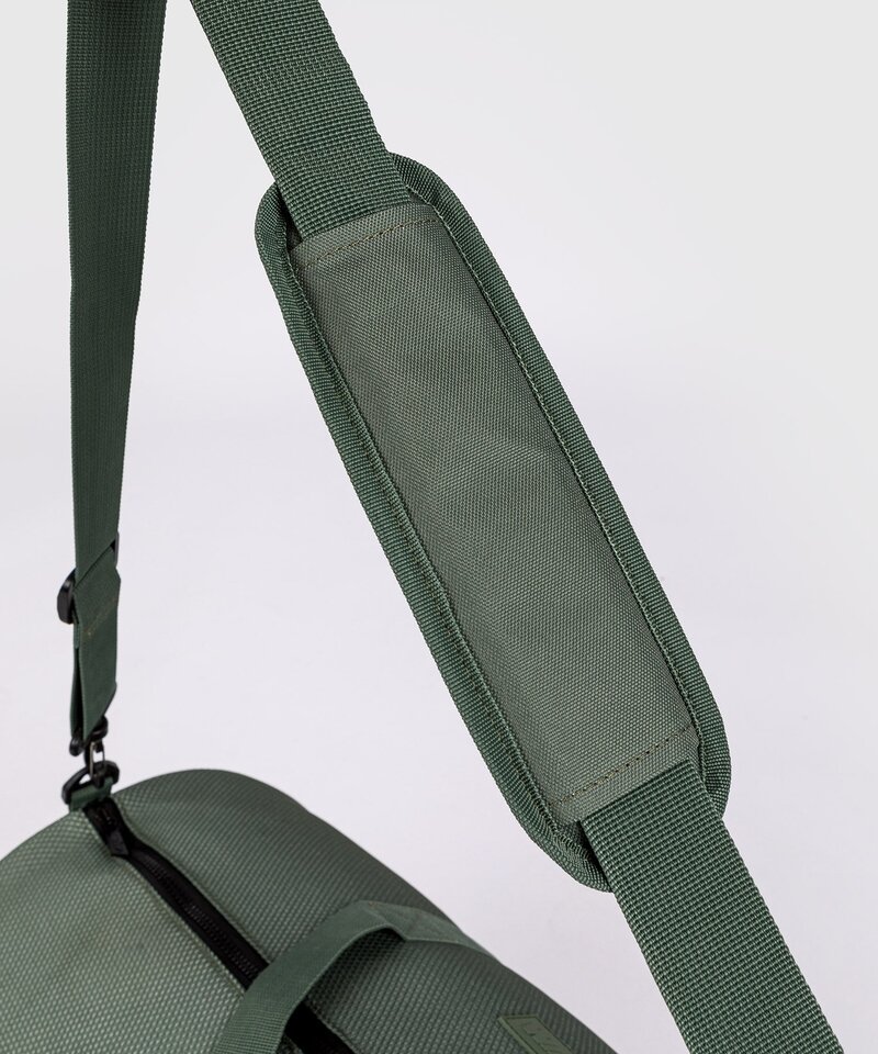 Venum Venum Sporttas Connect XL Duffle Bag Kaki