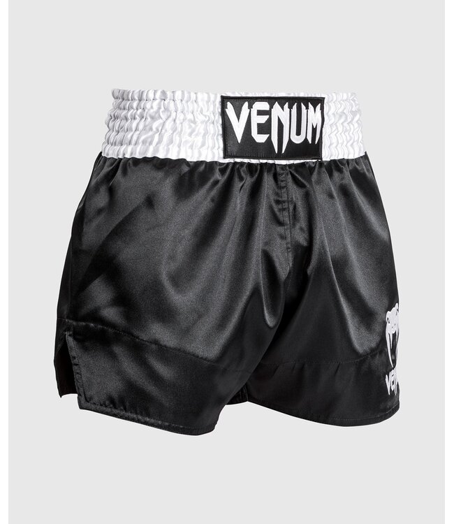 Venum Classic Muay Thai Shorts Kickboxhose Weiß Schwarz