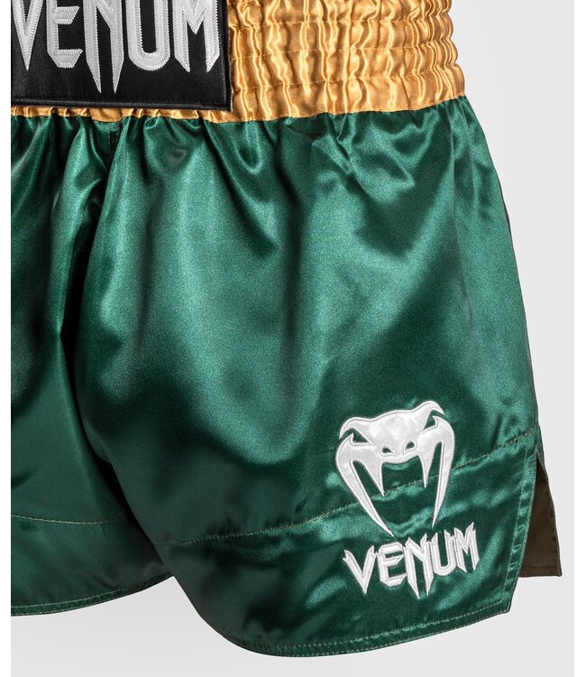 Venum Classic Muay Thai Shorts Grün Gold Weiß