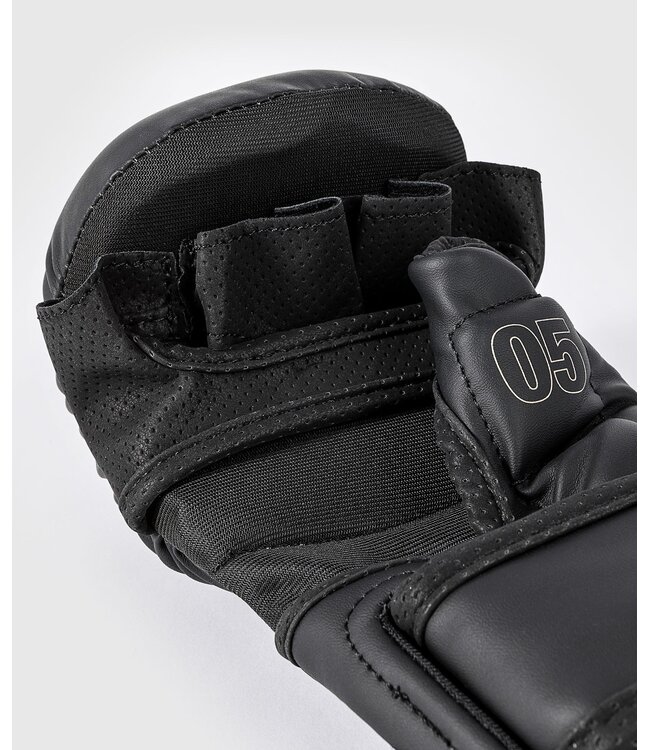 Venum Impact Evo Sparring MMA Handschoenen Zwart