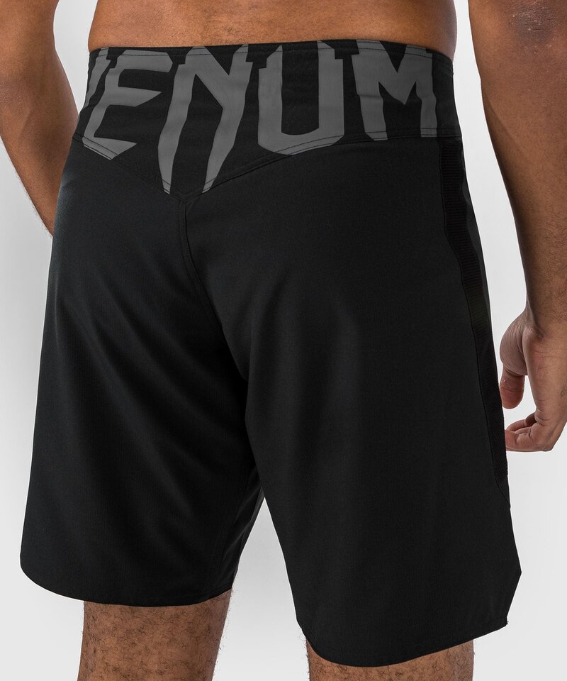 Venum Venum Fightshorts Light 5.0 Black White