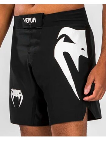 Venum Venum Fightshorts Light 5.0 Zwart Wit