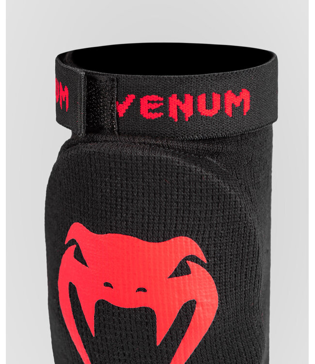 Venum Kontact Elbow Guard Ellenbogenschutz Schwarz Rot