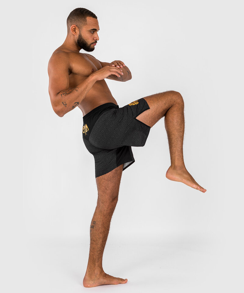 Venum Venum x Ares 2.0 Fightshorts Schwarz Gold