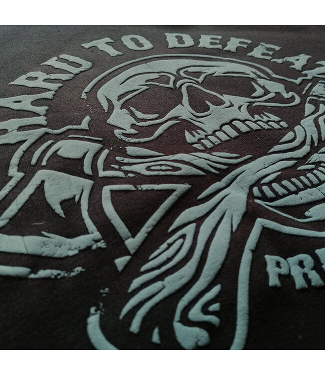 PRIDE or DiE Hoodie HARD TO DEFEAT Schwarz