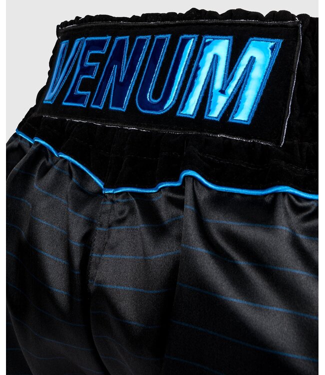 Venum Muay Thai Kickbox-Shorts Attack Schwarz Blau