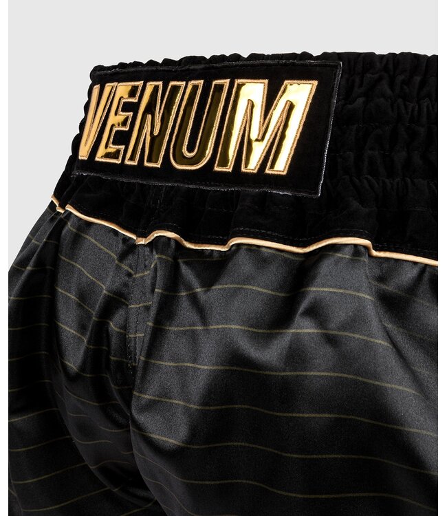 Venum Muay Thai Kickboxen Shorts Attack Schwarz Gold
