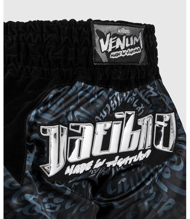 Venum Venum Muay Thai Kickboxen Shorts Attack Schwarz Silber