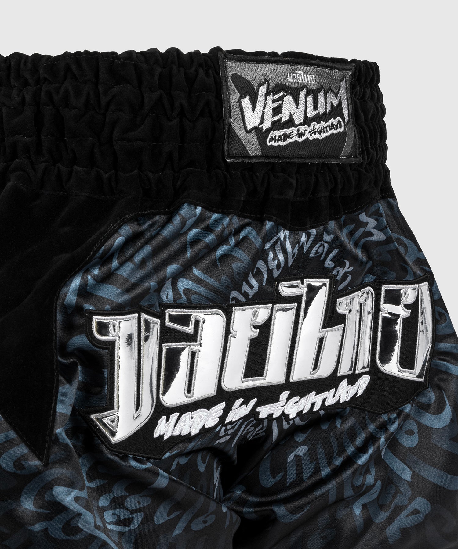 Venum Muay Thai Kickboxing Shorts Attack Black Silver FIGHTWEAR SHOP