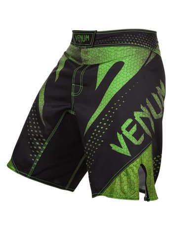 Venum Venum Hurricane Fightshorts Amazonia Grün