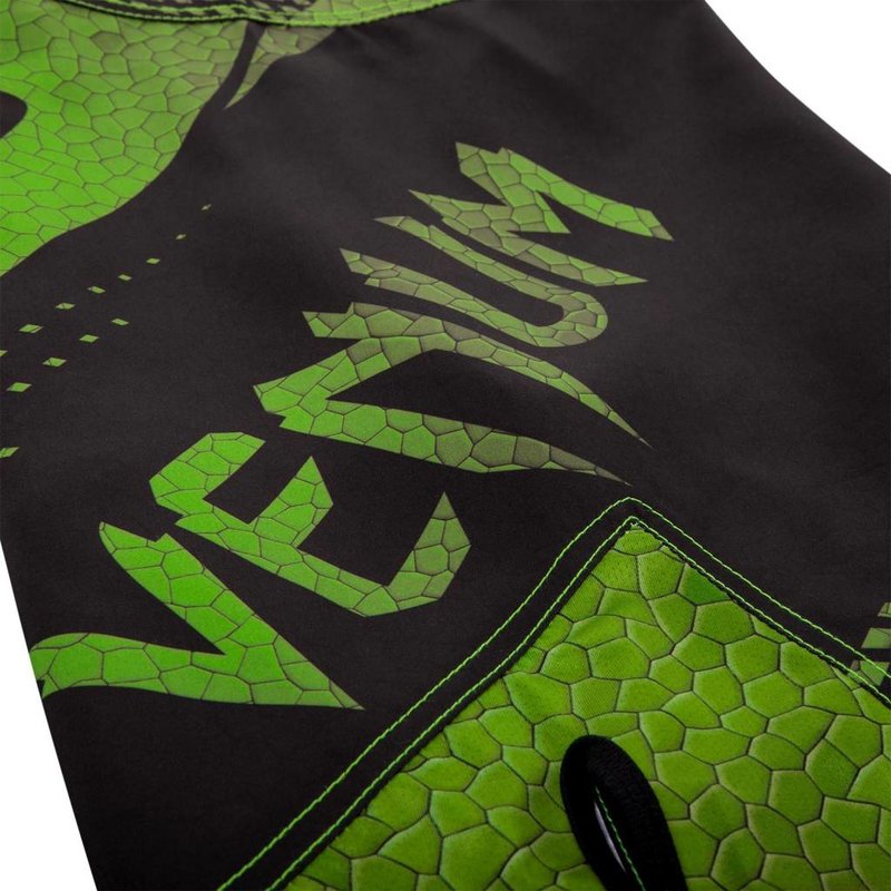 Venum Venum Hurricane Fightshorts Amazonia Green Venum MMA-kleding