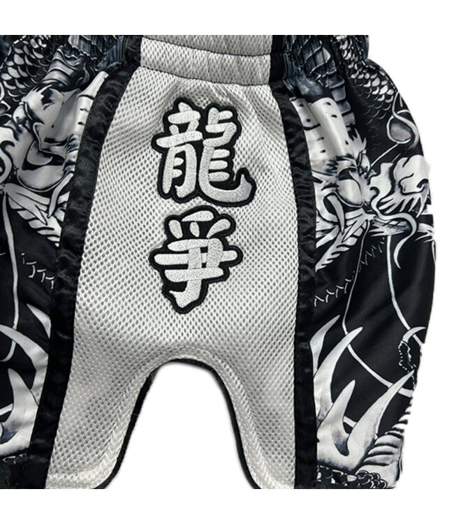 Fluory Muay Thai Shorts "Tiger vs Dragon" Zwart Wit MTSF113