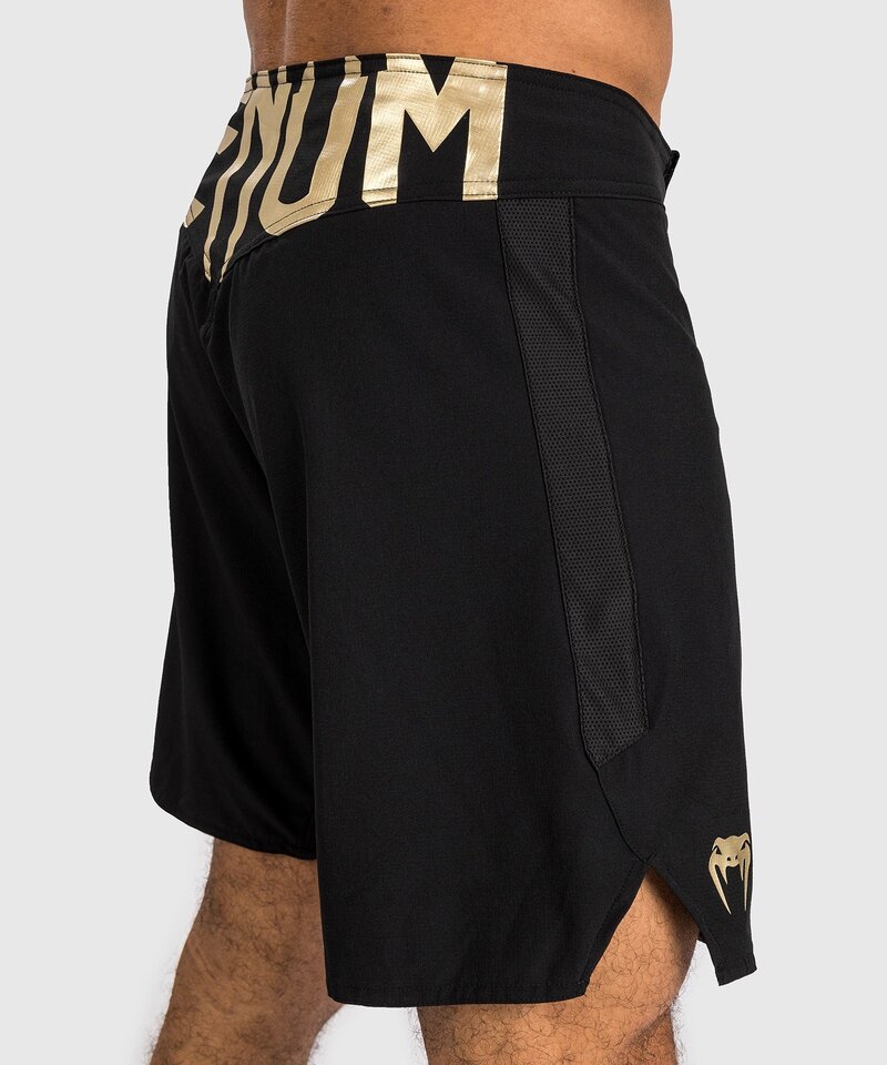 Venum Venum Fightshorts Light 5.0 Black Gold