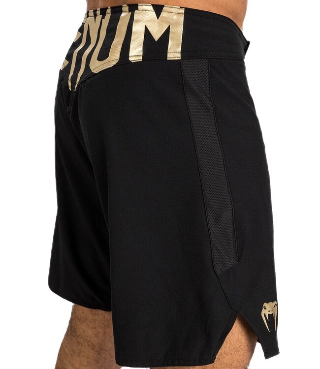 Venum Fightshorts Light 5.0 Black Gold