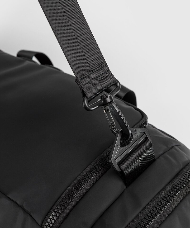 Venum Venum Duffle Bag Evo 2 Trainer Lite Sports Bags Black Grey
