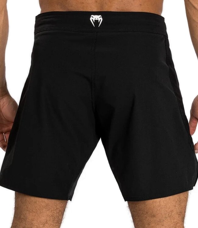 Venum Contender Fightshorts Vechtsportbroek Zwart Wit
