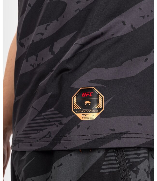 UFC by Venum Adrenaline Fight Week T-Shirt Dry Tech Urban Camo