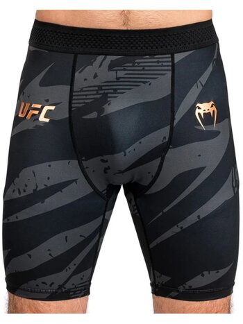 UFC | Venum UFC Venum Authentic Fight Night Vale Tudo Shorts Long Fit Zwart - Copy