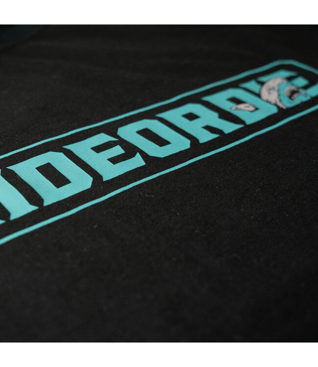 PRIDE or DiE DANGEROUS WATERS T-Shirt Katoen Zwart