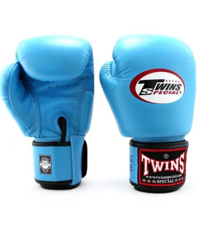 Twins Special BGVL3 Leder Boxhandschuhe Hellblau – Muay Thai & Kickboxen