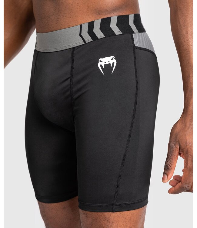 Venum Tempest Herren Vale Tudo Shorts Schwarz Grau
