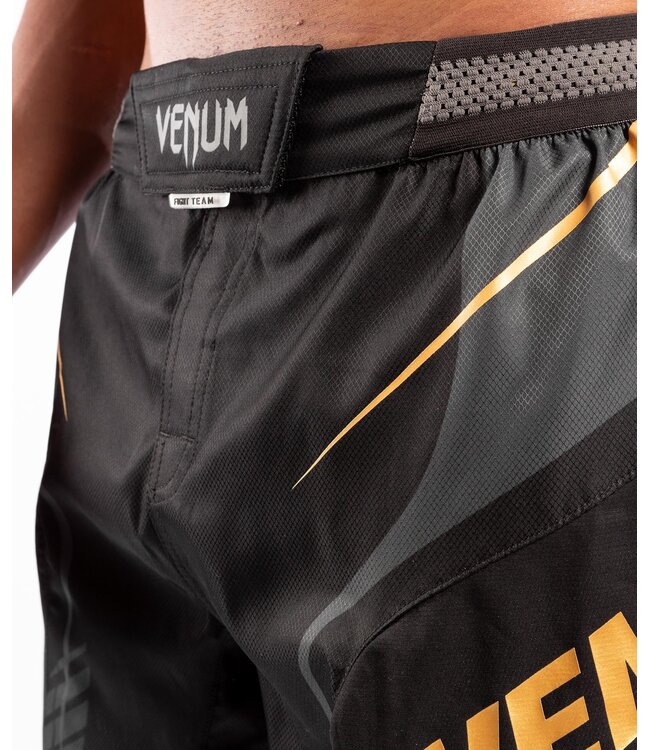 Venum Venum Athletics Fightshorts Zwart Goud