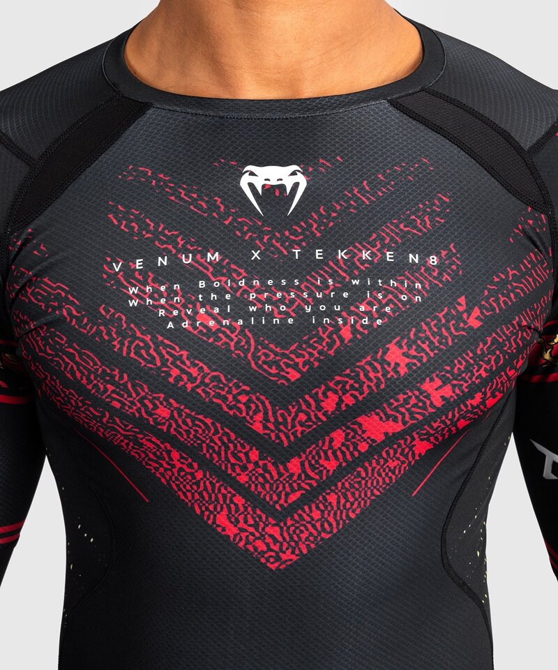 Venum Venum x Tekken 8 Marshall Law Rashguard L/A Schwarz Rot Gold