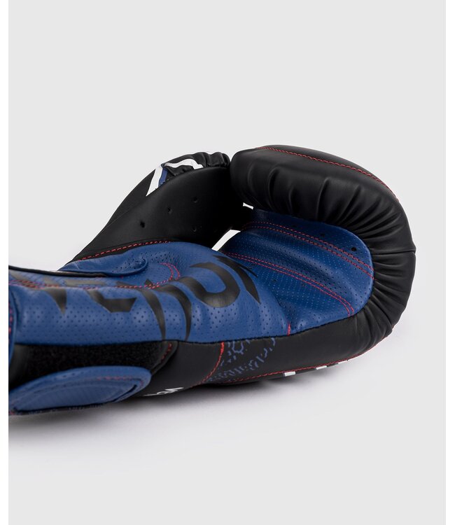 Venum x Tekken 8 Jin Kazama Bokshandschoenen Blauw Zwart Wit