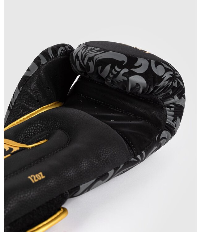 Venum x Ilia Topuria Unmatched Boxing Gloves Black Gold