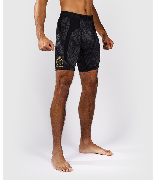 Venum x Ilia Topuria Unmatched Vale Tudo Shorts Schwarz Gold