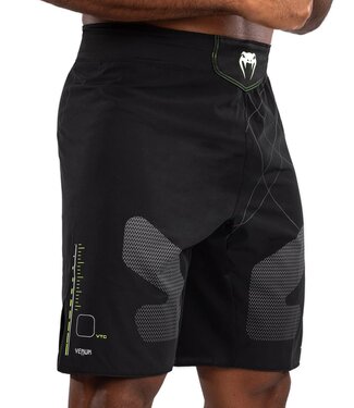 Venum Venum Training Camp 4.0 FightShort Black Neo Green