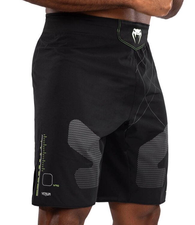 Venum Training Camp 4.0 FightShort Zwart Neo Groen