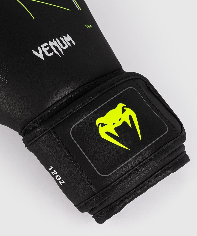 Venum Venum Training Camp 4.0 Boxing Gloves Black Neo Green